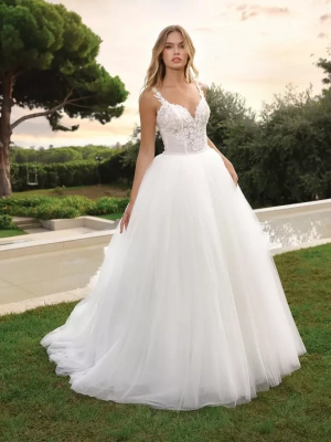Robe princesse glamour avec corsage en dentelle et jupe en tulle