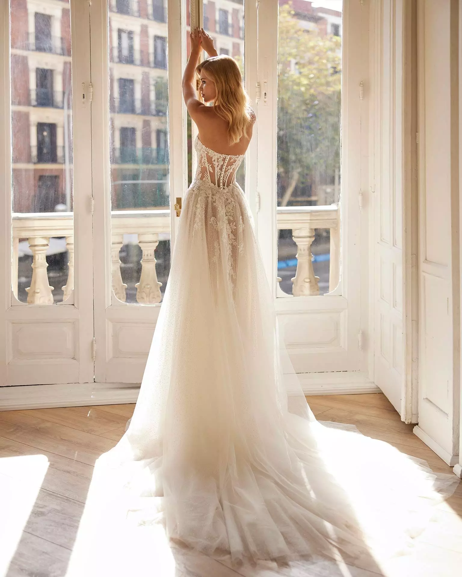SESUN LUNA NOVIAS