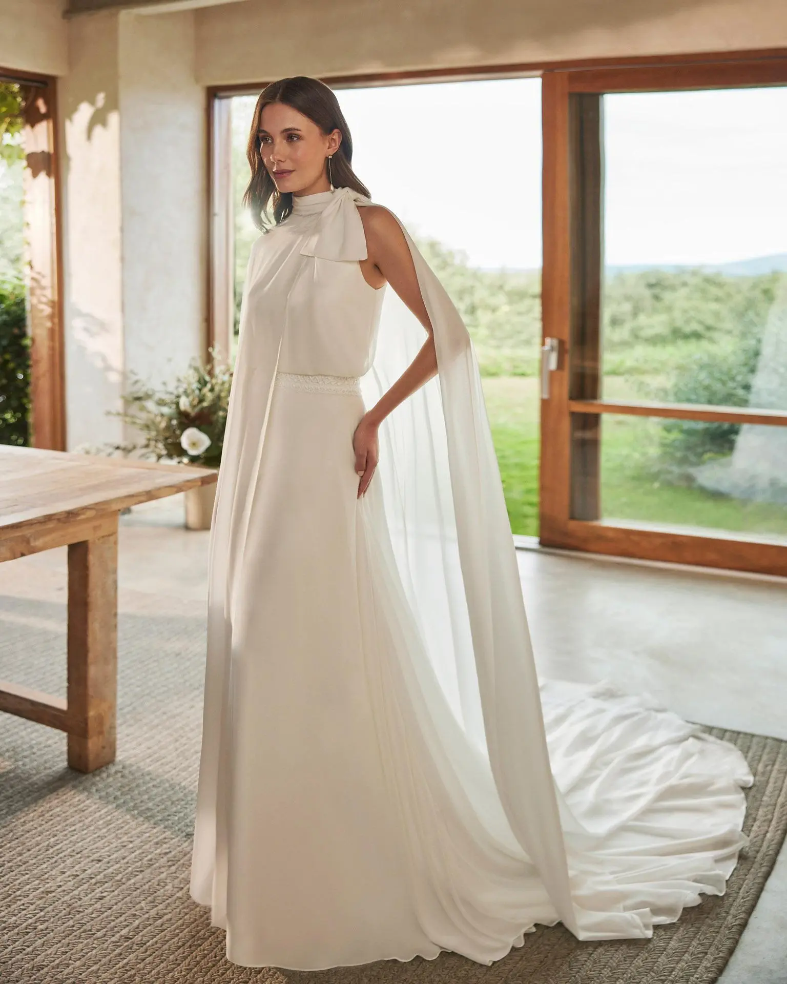 Robe Nagui en mousseline georgette, col américain