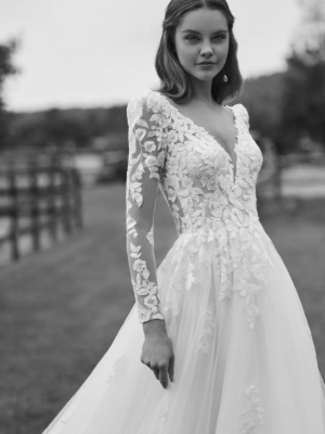 Robe Nolir Alma Novia avec dentelle et manches longues, dos ouvert, élégance et romantisme