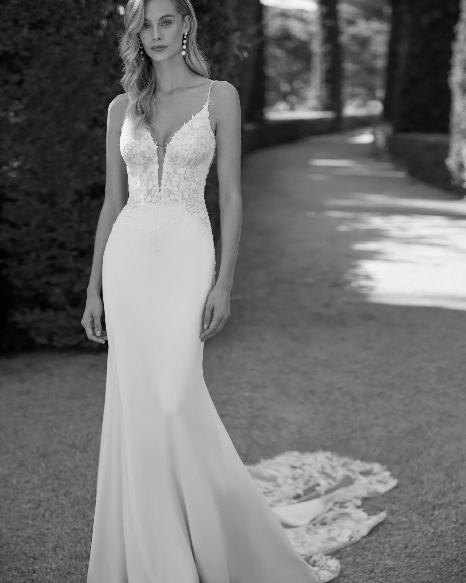 Vue arrière de la robe Danilo avec dos nu et boutons